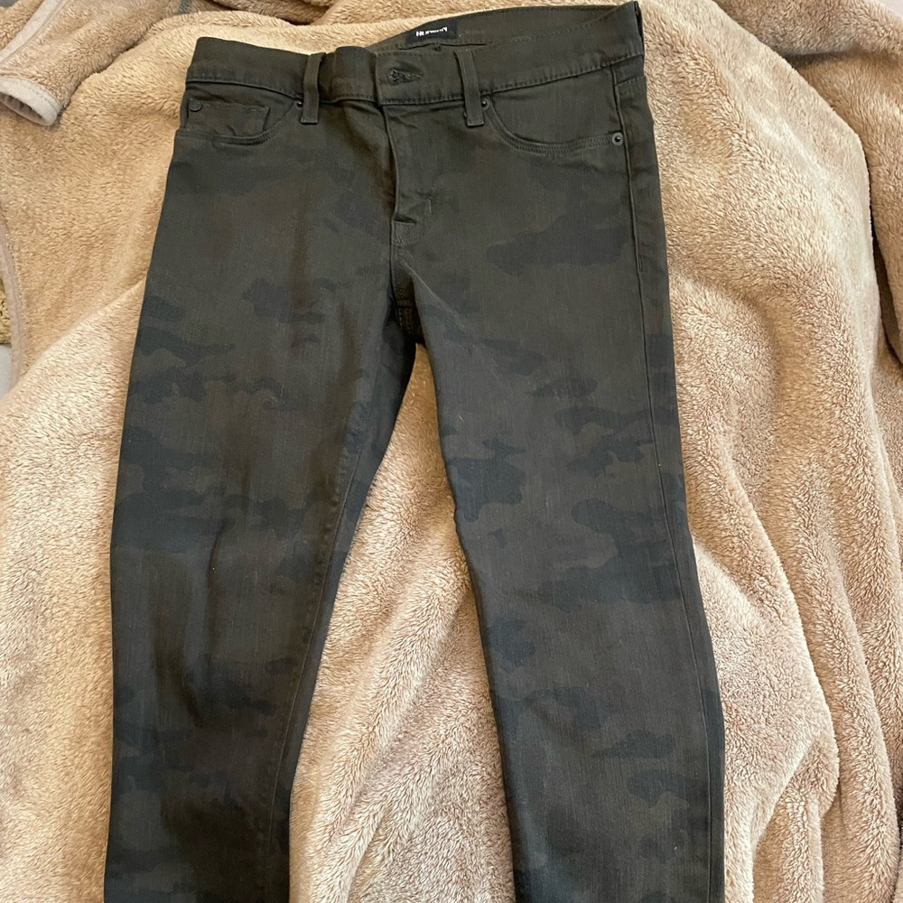 Like new camo Hudson jeans